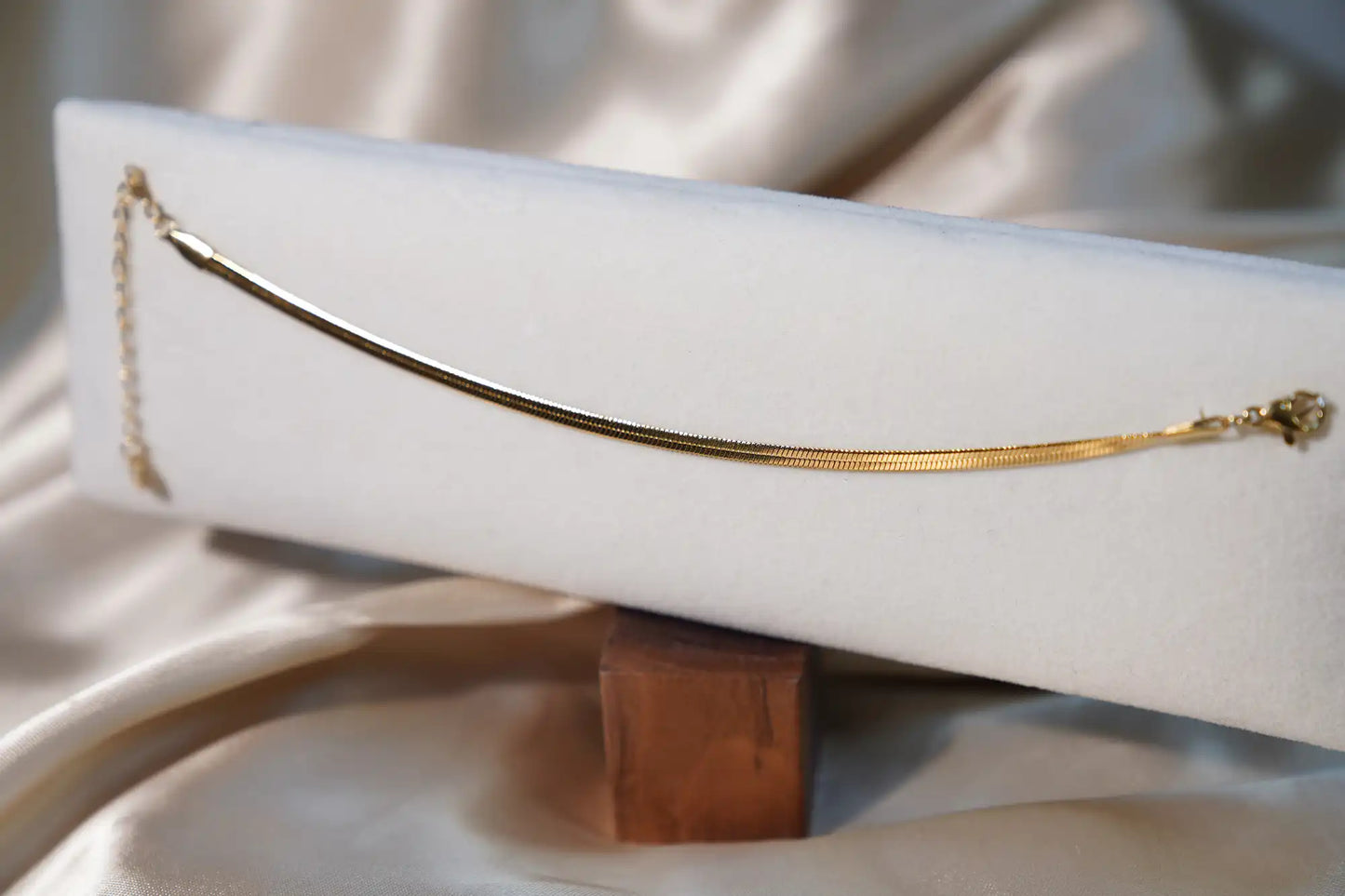 Timeless Flat Chain Bracelet