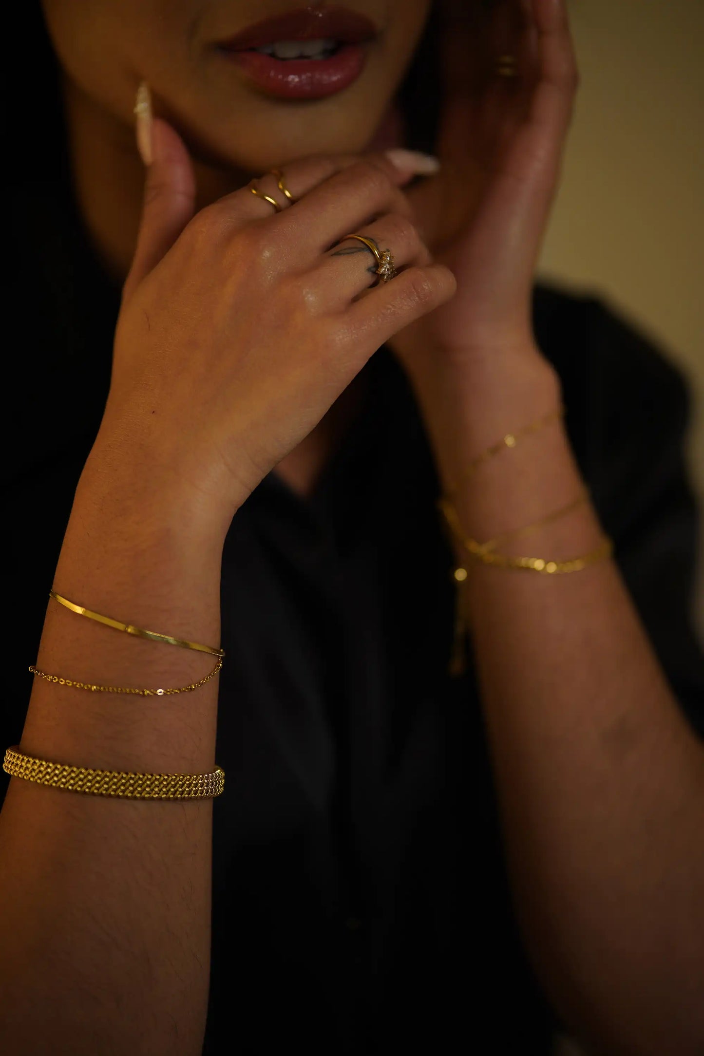Delicate Bar Chain Bracelet