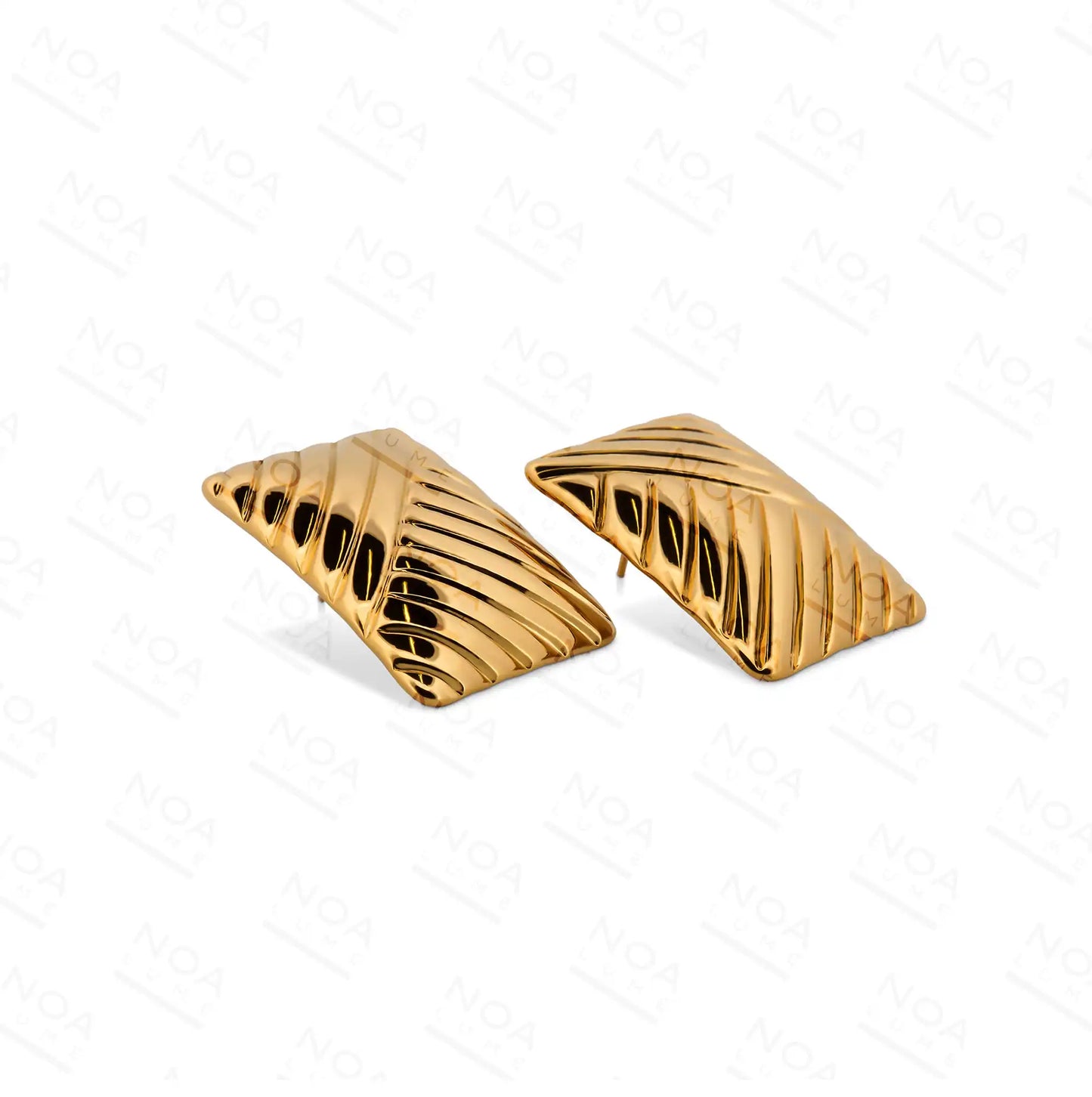 Golden Horizon Studs