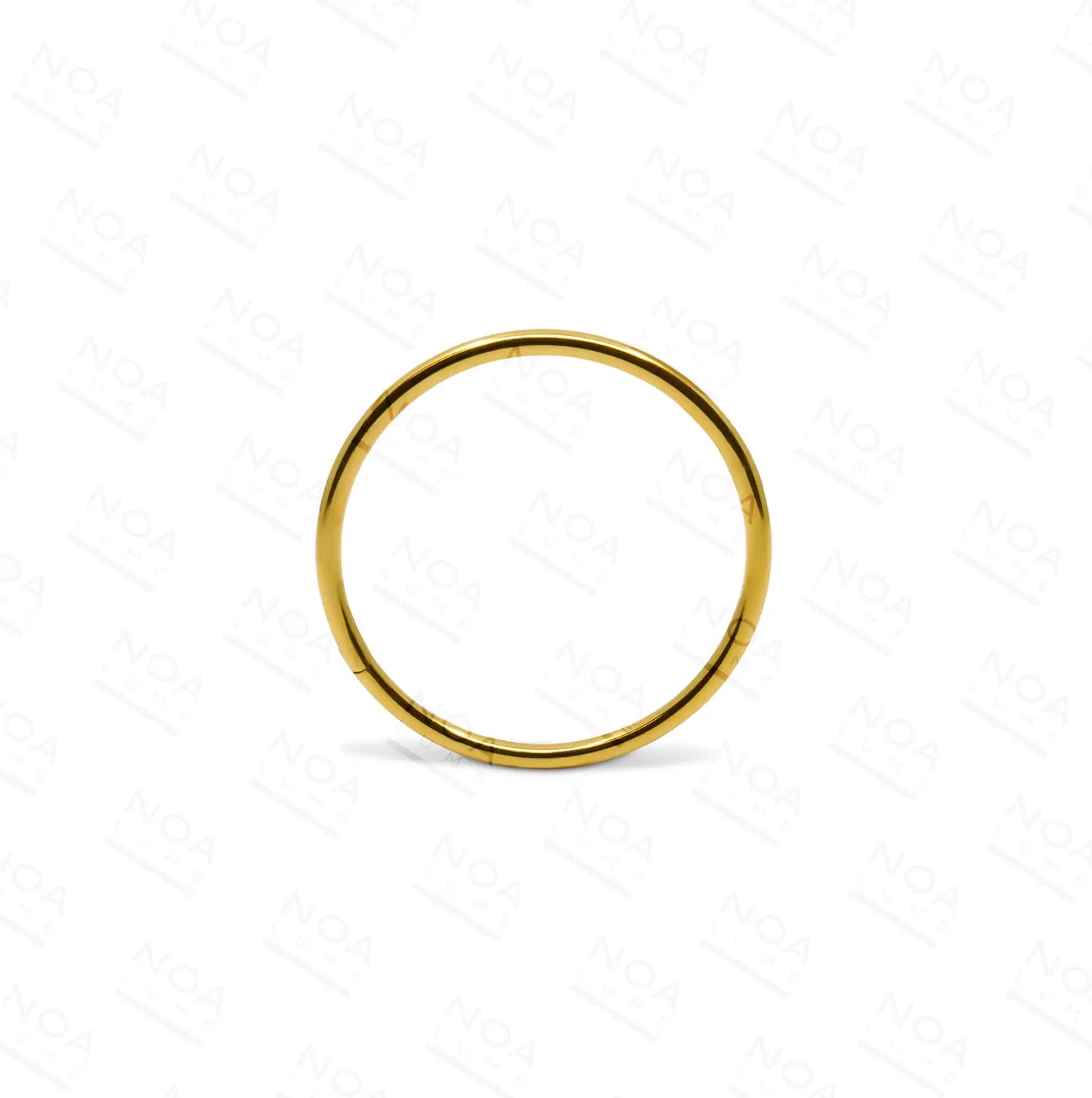 Sleek Gold Circle Bracelet