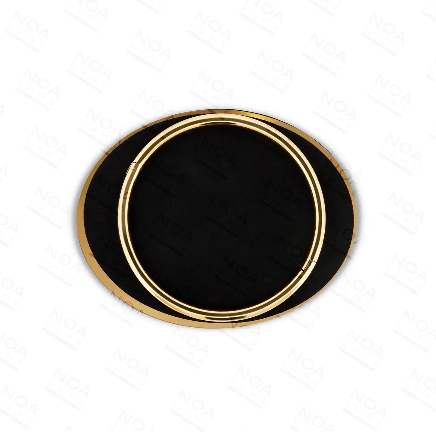 Sleek Gold Circle Bracelet